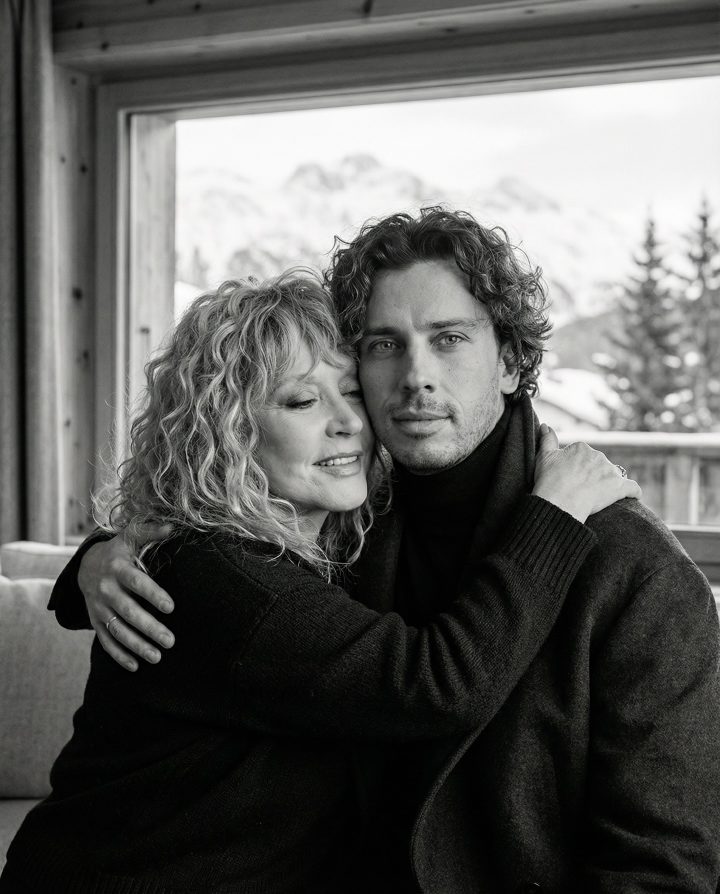 Семейная идиллия в Альпах: Пугачева и Галкин поделились атмосферными фото из Куршевеля 9 1769759754112 e1769789920310