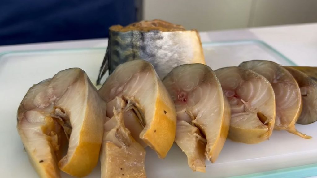 Скумбрия холодного копчения: секретный домашний рецепт